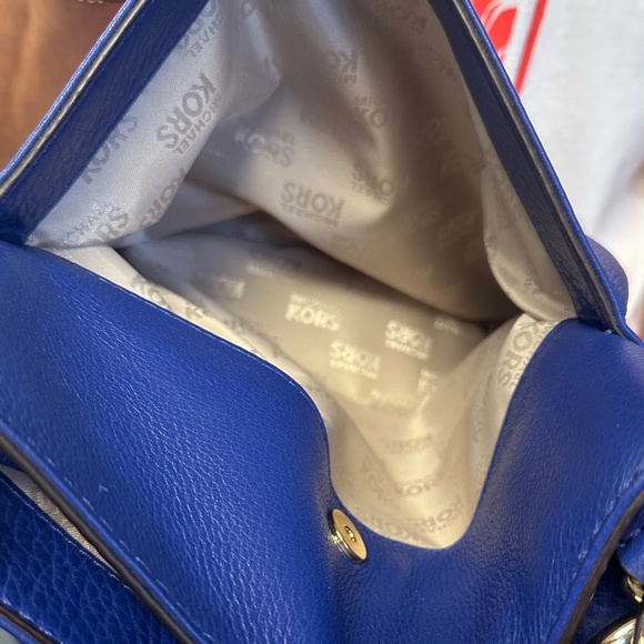 Michael Kors Cobalt Blue Crossbody Bag - Picture 5 of 6